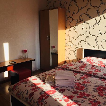 Visit Hotel 第比利斯 外观 照片