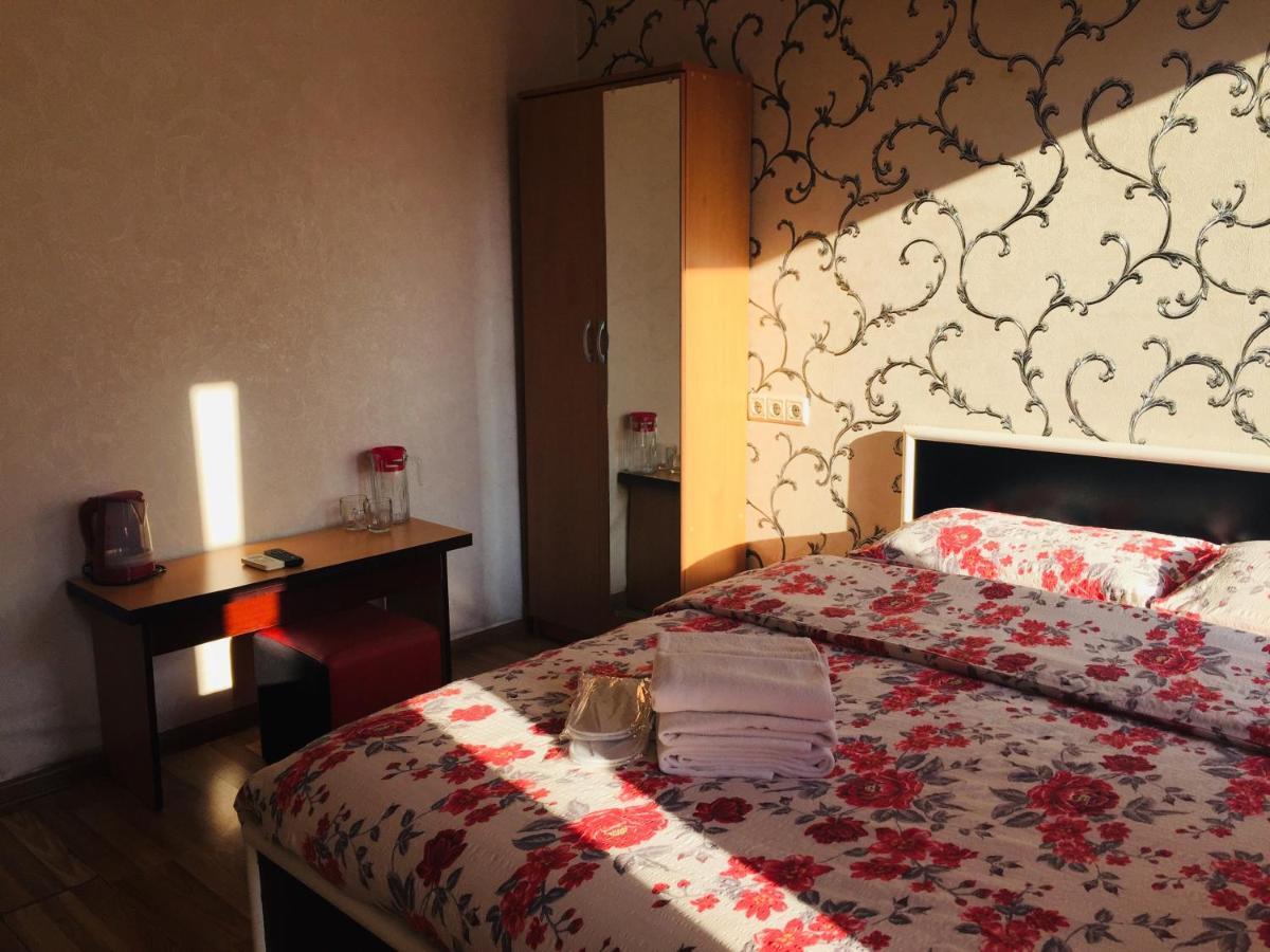 Visit Hotel 第比利斯 外观 照片
