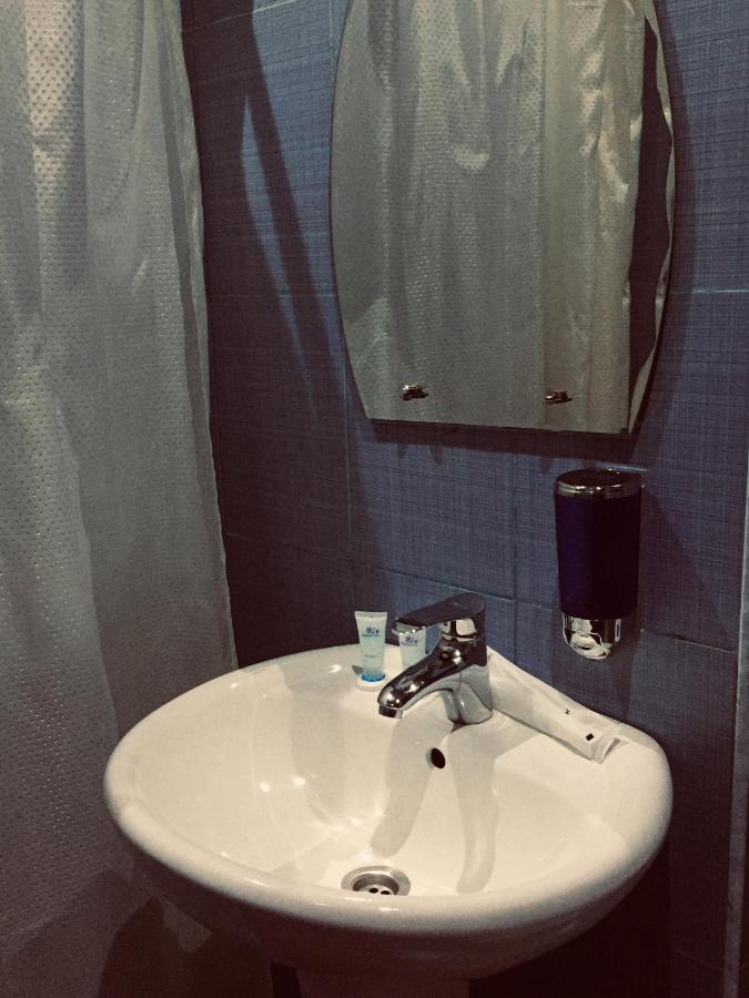 Visit Hotel 第比利斯 外观 照片